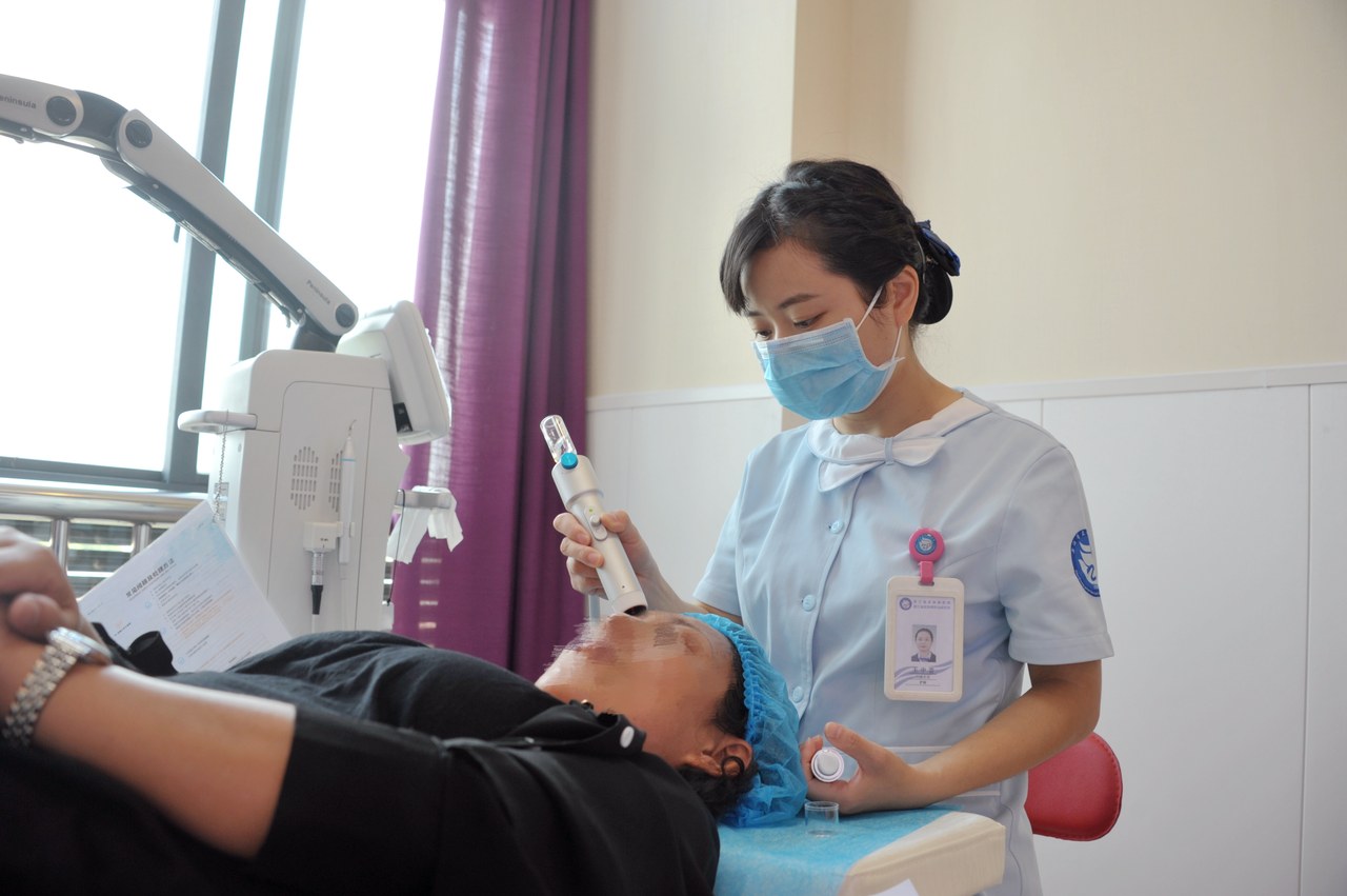 亚健康肤质是什么意思_亚健康肤质_亚健康皮肤