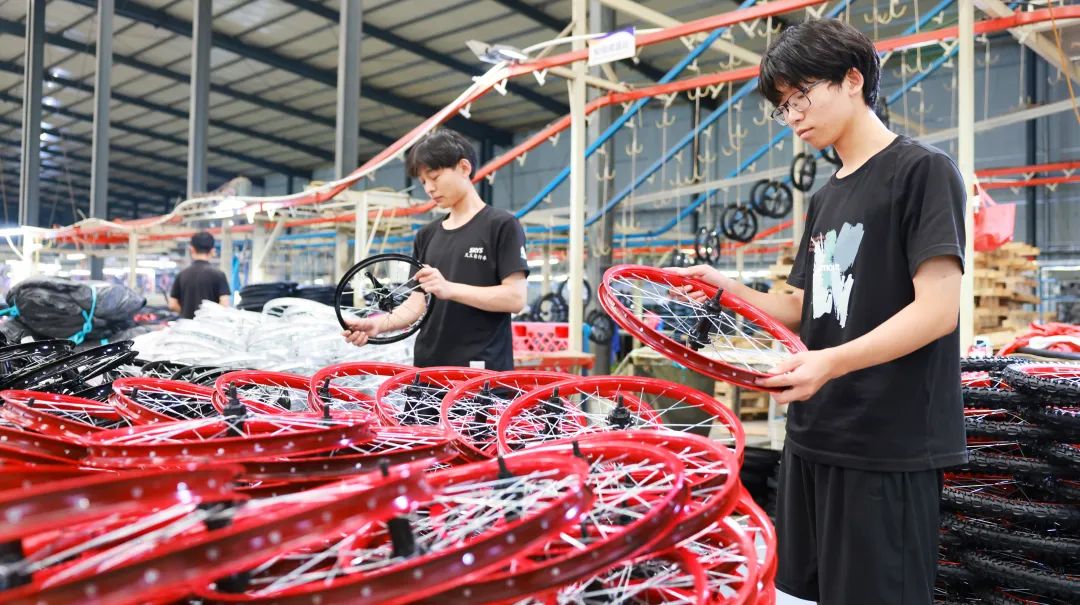 公益桥公交车_公益桥健身_公益大桥建造时间