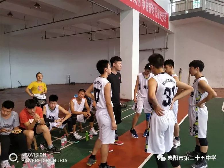 襄阳篮球湖北冠军都有谁_襄阳篮球运动员_湖北襄阳篮球冠军