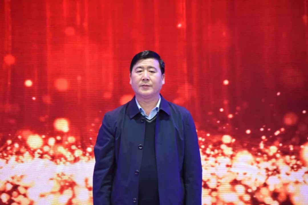 最感人的举重_感动世界的举重冠军_感动举重冠军世界杯视频