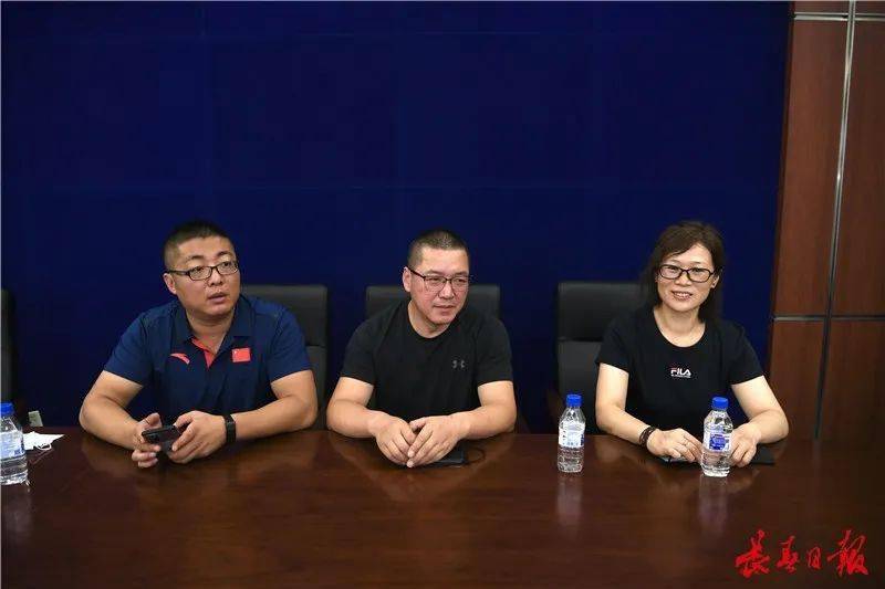 东京奥运会游泳比赛落幕，中国游泳队奖牌成色佳，长春姑娘汤慕涵背后故事